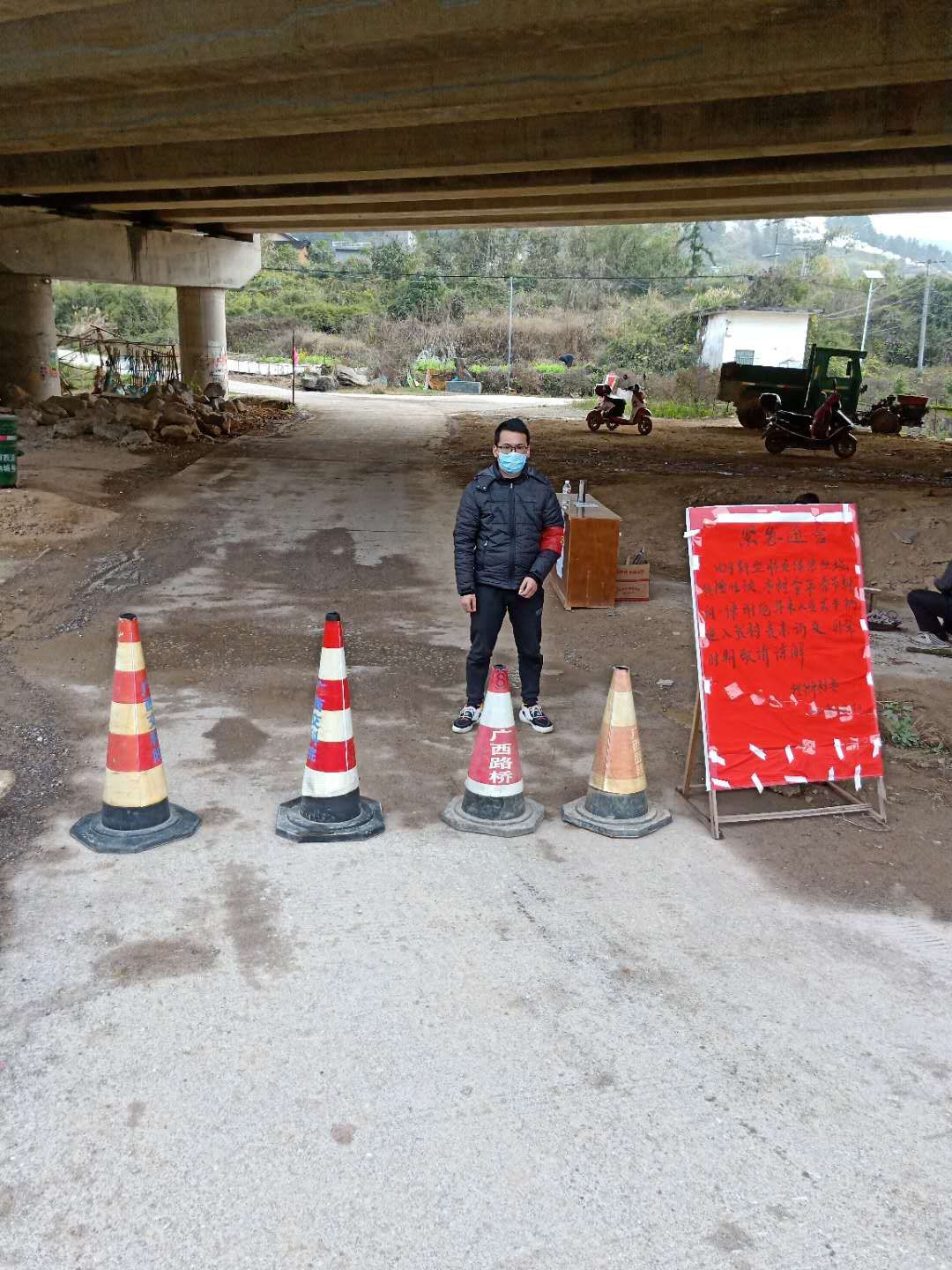 1584003903646028867.jpg 1584003903646028867.jpg