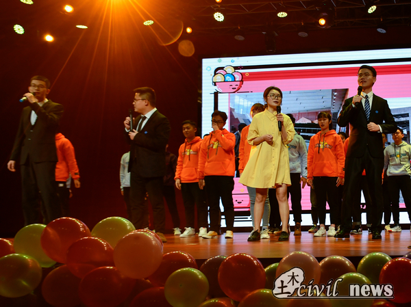 1575184248513078848.jpg 19.jpg